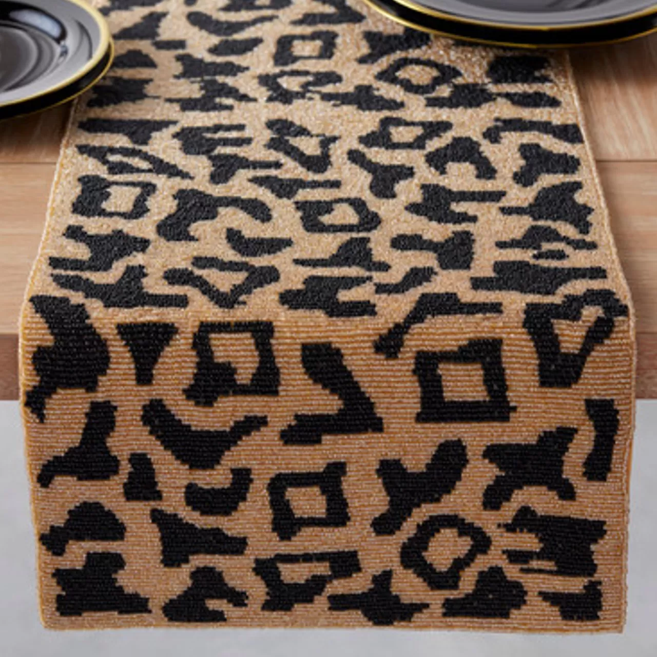 Z Gallerie Leo Beaded Runner> Tabletop Sale | Table Linens